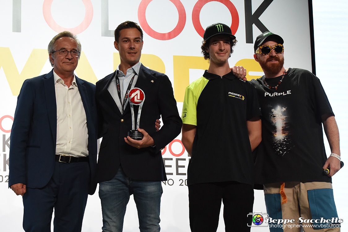 VBS_4509 - Autolook Awards 2022 - Esposizione in Piazza San Carlo.jpg